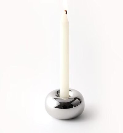Silver modern doughut candle holder