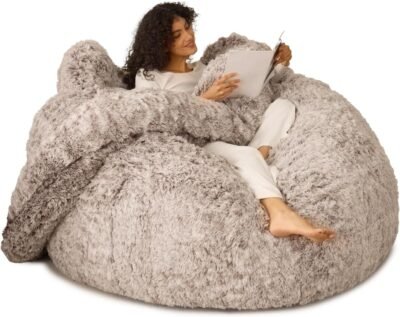 Giant fluffy chair