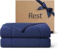 Rest cooling comforter