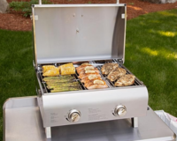 Cuisinart Chef's tabletop portable gas grill