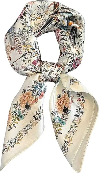 Silky scarf paisley