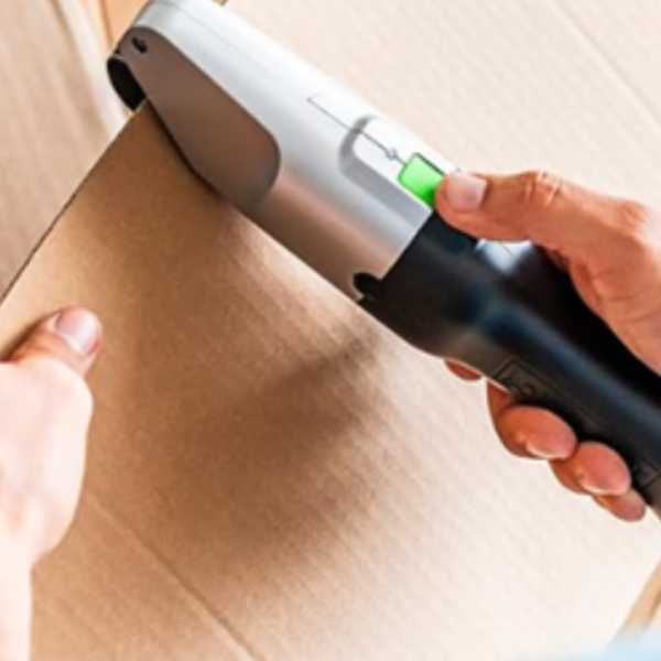 This Viral Cordless Cutter Glides Through Double-Walled Cardboard Like Butter