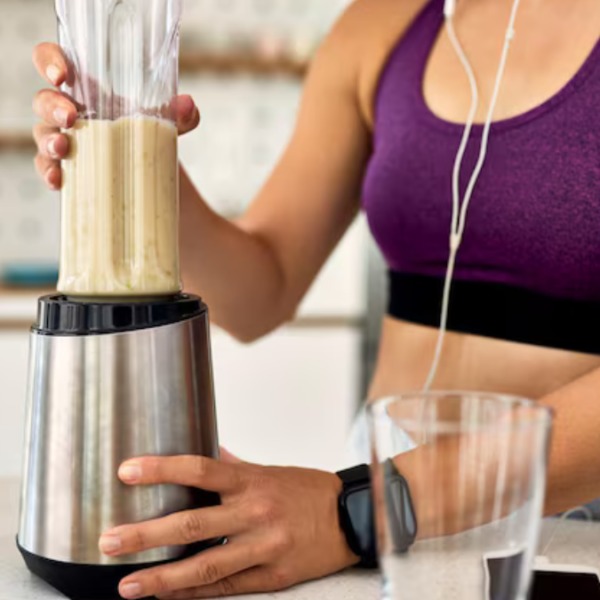 6 High-Power Blenders For Ice and Frozen Fruit That Don’t Leak or Burn Out
