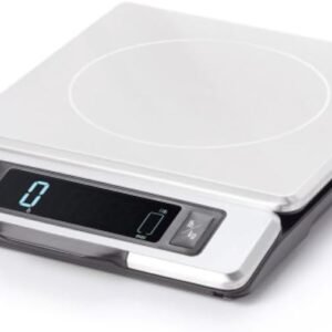 OXO Good Grips food scale with pullout display